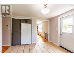 Bedroom - 2113 Highway 334 Highway, Upper Wedgeport, NS B0W1B0 Photo 4