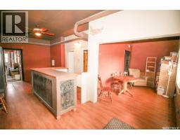 104 Maple Avenue S, Eastend, SK S0N0T0 Photo 5