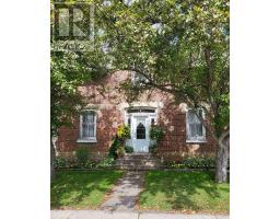 Dining room - 71 High Street, Georgina, ON L0E1R0 Photo 2