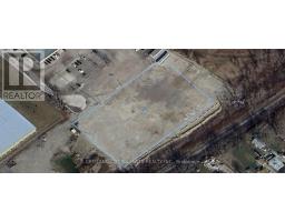 195 200 Bothwell Street, Chathamkent, ON N7M5J5 Photo 3