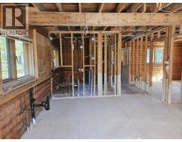 Bedroom - 534 Willow Street, Fauquier, BC V0G1K0 Photo 3