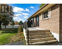 100 County Road 21 Road, Edwardsburgh Cardinal, ON K0E1X0 Photo 5