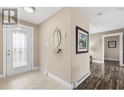 281 Heselton Drive, Image 3