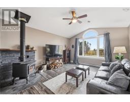 Bath (# pieces 1-6) - 281 Heselton Drive, Ostrea Lake, NS B0J2L0 Photo 4