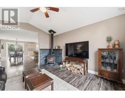 Primary Bedroom - 281 Heselton Drive, Ostrea Lake, NS B0J2L0 Photo 5