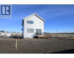 Primary Bedroom - 8625 128 Avenue, Grande Prairie, AB T8X0X7 Photo 4