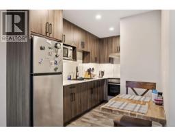 Kitchen - 6 375 21st St, Courtenay, BC V9N2B6 Photo 2