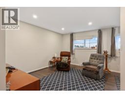 Dining room - 6 375 21st St, Courtenay, BC V9N2B6 Photo 3