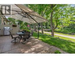 2pc Bathroom - 12 Lakeside Crescent, Kingsville, ON N9Y4C1 Photo 3