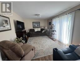 Kitchen - 13 Falcon Dr, Manitouwadge, ON P0T2C0 Photo 3