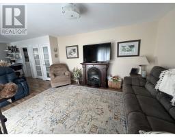 Recreation room - 13 Falcon Dr, Manitouwadge, ON P0T2C0 Photo 5