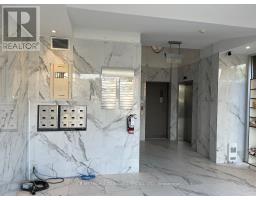 1880 Oconnor Drive, Toronto, ON M4A1W9 Photo 4