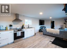 Kitchen - 9 10180 Hart Highway, Prince George, BC V2K5X6 Photo 2