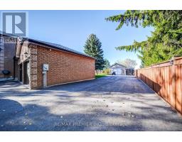 Living room - 6548 10th Line, Essa, ON L0L2N0 Photo 3