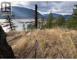 490 Sumac Road, Tappen, BC V0E2X1 Photo 4