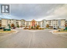 Kitchen - 2212 700 Willowbrook Road Nw, Airdrie, AB T2B2B7 Photo 2