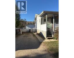 Bedroom - 10926 93 St, Peace River, AB T8S1S3 Photo 2