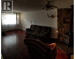 Primary Bedroom - 914 Columbia Crescent, Nakusp, BC V0G1R0 Photo 4