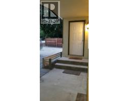 Bedroom - 914 Columbia Crescent, Nakusp, BC V0G1R0 Photo 2