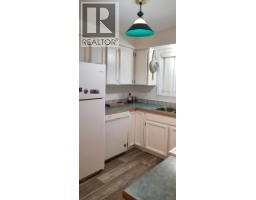 Dining room - 914 Columbia Crescent, Nakusp, BC V0G1R0 Photo 5