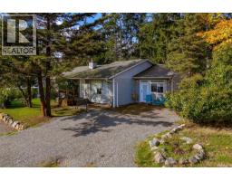 Kitchen - 2377 Robertson Rd, Shawnigan Lake, BC V8H2H3 Photo 3