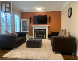 Primary Bedroom - 201 Bristol Road E, Mississauga, ON L4Z3V5 Photo 5