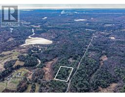 1036 Hopkins Road, Gravenhurst, ON P1P1R3 Photo 3