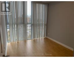 Kitchen - 802 55 Eglinton Avenue W, Mississauga, ON L5R0E4 Photo 3