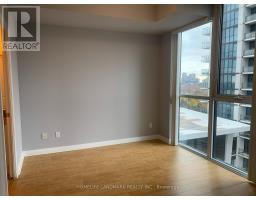 Dining room - 802 55 Eglinton Avenue W, Mississauga, ON L5R0E4 Photo 2
