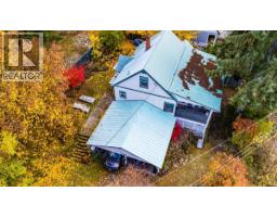 Storage - 1486 Esling Drive, Rossland, BC V0G1Y0 Photo 2