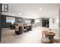 4pc Bathroom - 2444 Bradley Drive, Armstrong, BC V4Y0Y4 Photo 5