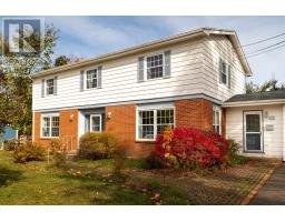 Family room - 78 Goodwill Avenue, Brighton, PE C1A3E5 Photo 4