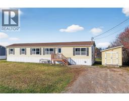 4pc Bathroom - 13 Frank St, Cappele, NB E4N0E5 Photo 2