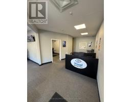 302 Brucedale Avenue, Hamilton, ON L9A1R1 Photo 5