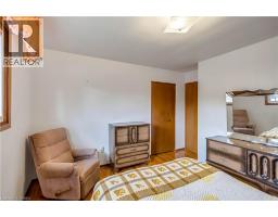 Family room - 14 Burdock Boulevard, Brantford, ON N3R6B6 Photo 5