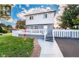 Living room - 3 Flamingo Crescent, Brampton, ON L6T2G4 Photo 3