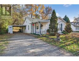 Bedroom - 10 William Street, Rideau Lakes, ON K0E1G0 Photo 2