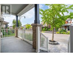 Kitchen - 7 Cragg Crescent, Ajax, ON L1T0E4 Photo 4