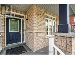 Family room - 7 Cragg Crescent, Ajax, ON L1T0E4 Photo 5