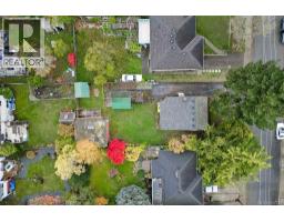 Patio - 1467 Finlayson Pl, Victoria, BC V8T2V8 Photo 2