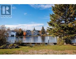 Primary Bedroom - 18 Summerside Road, Kawartha Lakes, ON K0M1K0 Photo 3