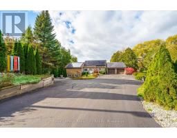 Bedroom - 8060 Wellington Rd 18 Road, Centre Wellington, ON N1M2W5 Photo 5