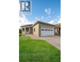 4pc Bathroom - 2083 Rosefield Drive, West Kelowna, BC V1Z3Y8 Photo 3