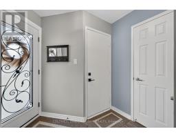 Primary Bedroom - 82 Oak Street, New Tecumseth, ON L9R1P3 Photo 4