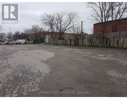 373 A Danforth Road, Toronto, ON M1L3X8 Photo 3