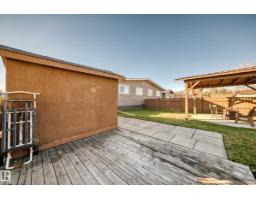 Kitchen - 3004 132 A Av Nw, Edmonton, AB T5A2Z3 Photo 3