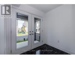 Living room - 119 Marina Village Drive, Georgian Bay, ON L0K1S0 Photo 3