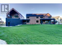 Bedroom 3 - 18 Raintree Court, Clearview, ON L9Y0K2 Photo 2