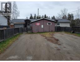 2742 2752 Church Avenue, Vanderhoof, BC V0J3A0 Photo 2