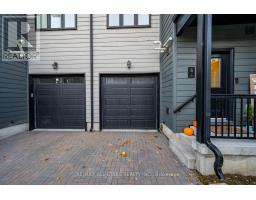 Primary Bedroom - 20 5 Stonehart Lane, Barrie, ON L4M7E8 Photo 4